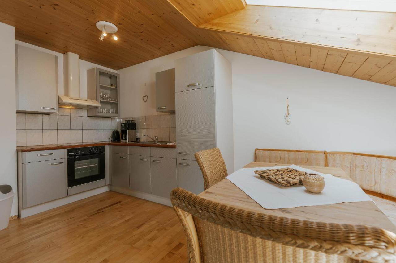 Ferienwohnung Hoche ヴァンダンス エクステリア 写真