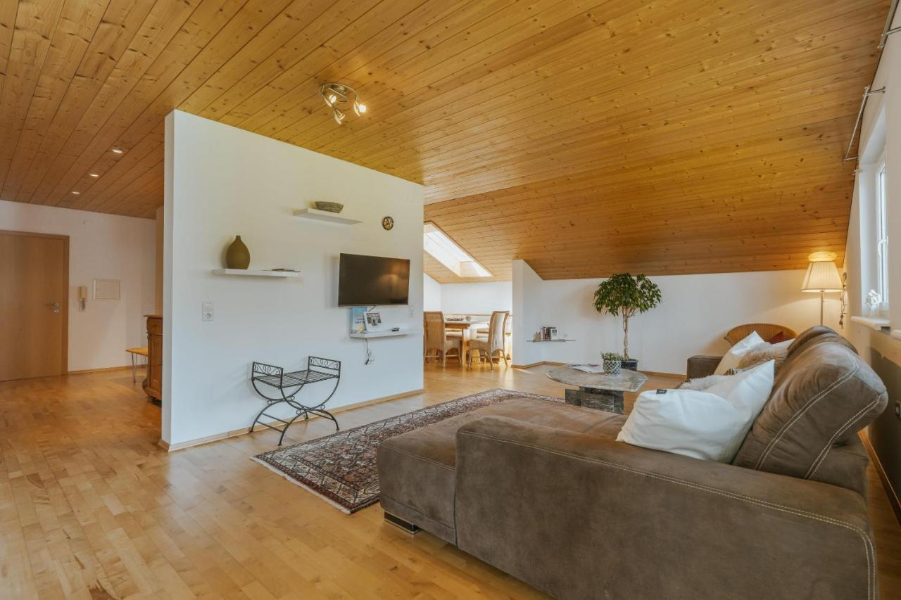 Ferienwohnung Hoche ヴァンダンス エクステリア 写真