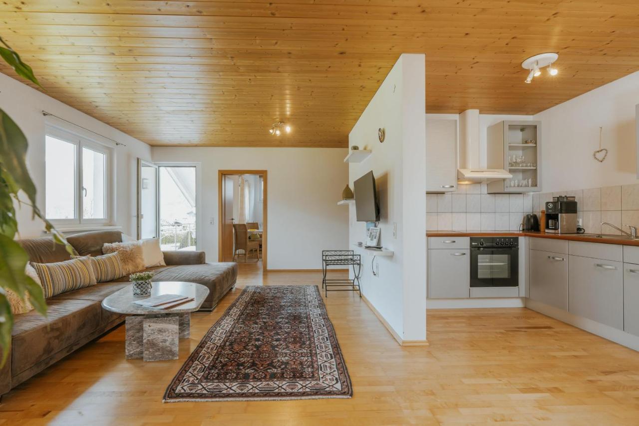 Ferienwohnung Hoche ヴァンダンス エクステリア 写真