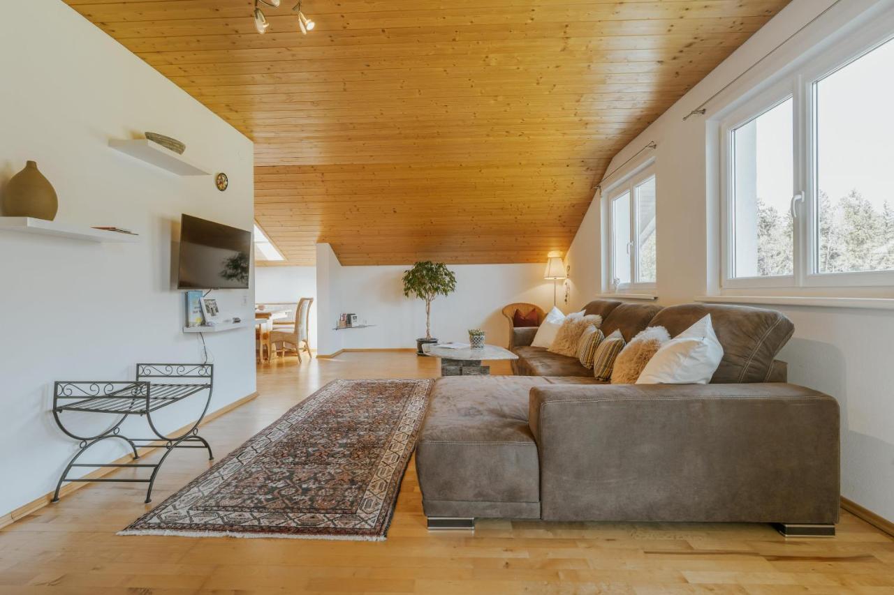 Ferienwohnung Hoche ヴァンダンス エクステリア 写真