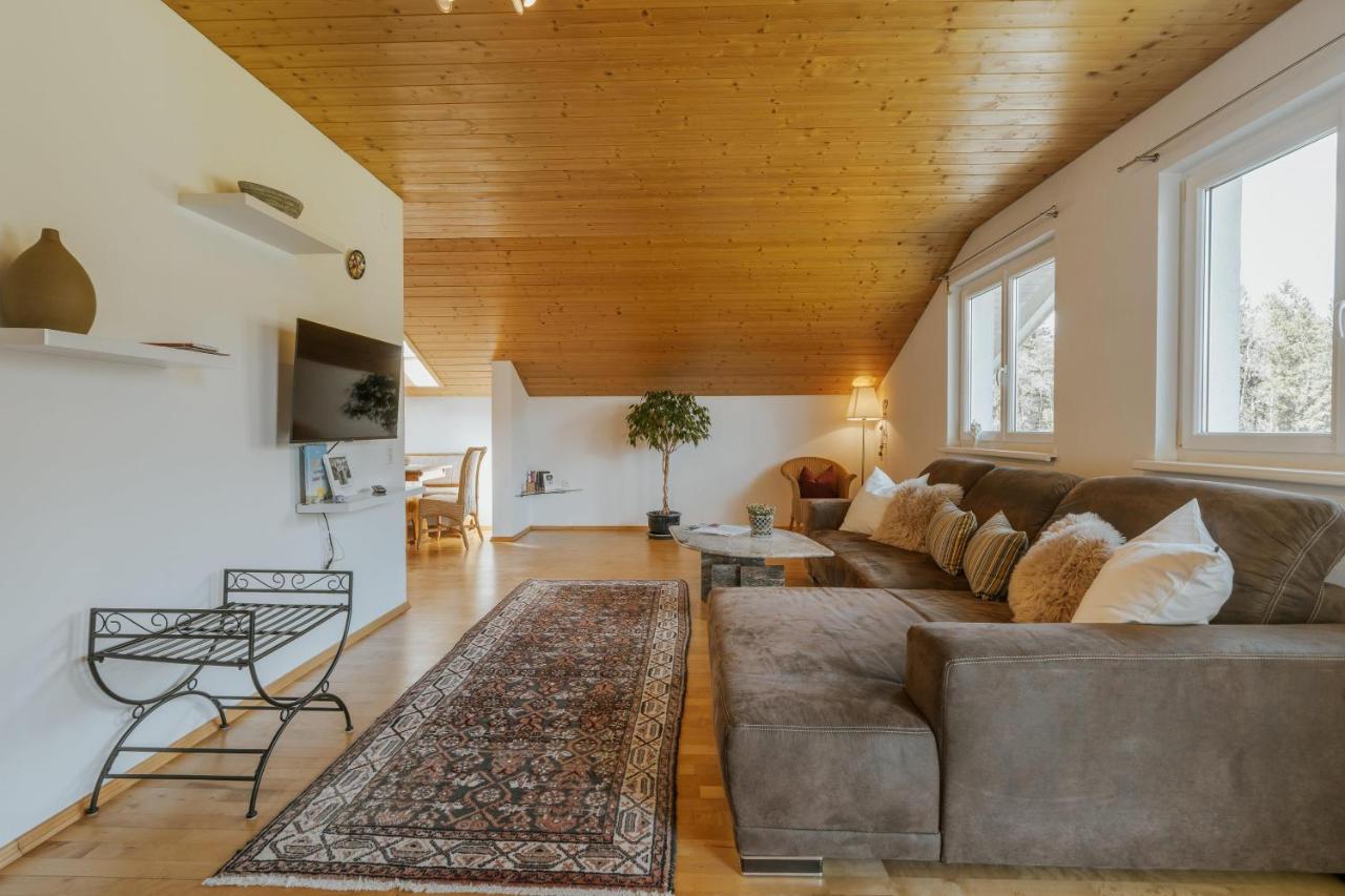 Ferienwohnung Hoche ヴァンダンス エクステリア 写真