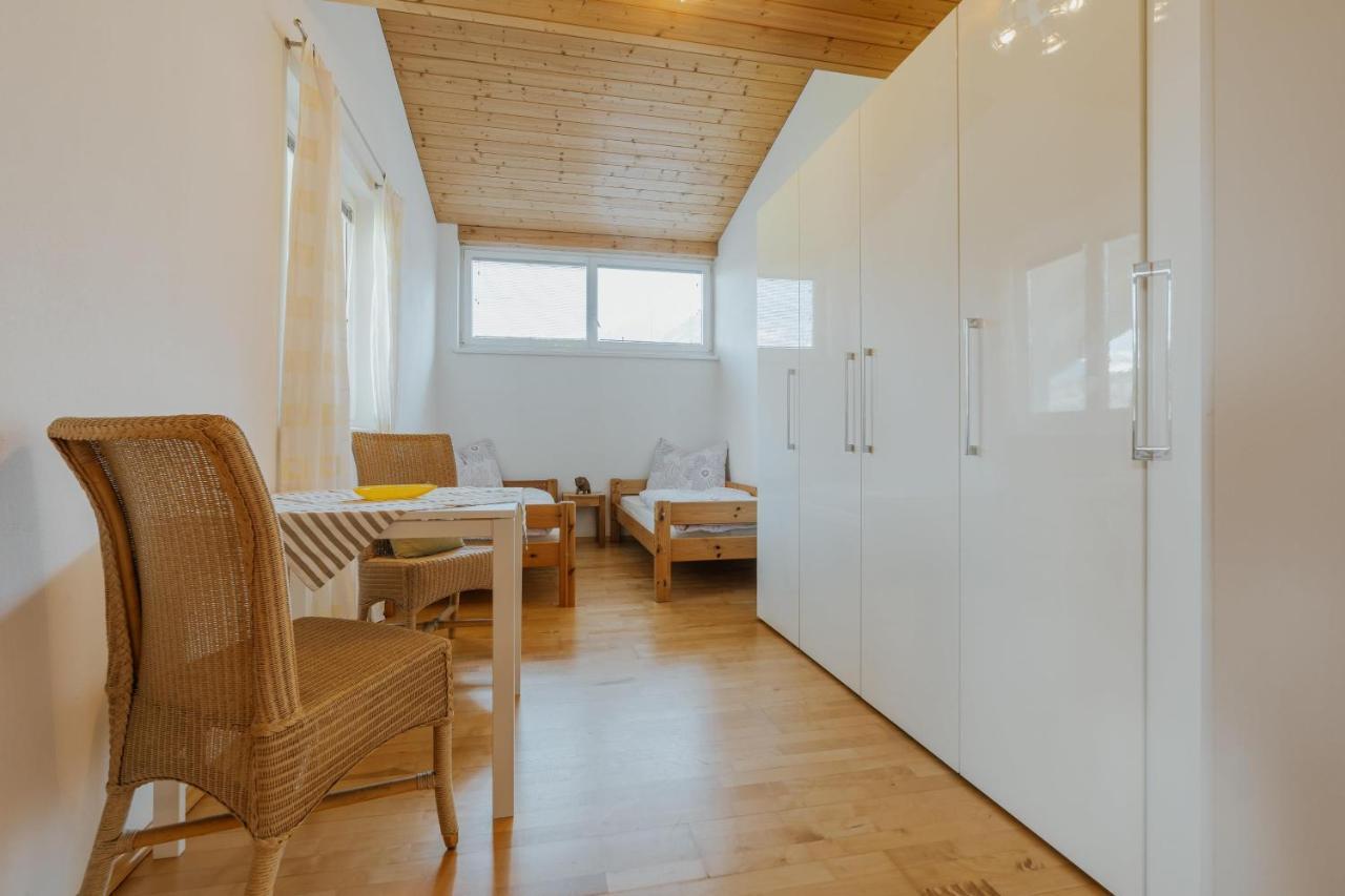 Ferienwohnung Hoche ヴァンダンス エクステリア 写真