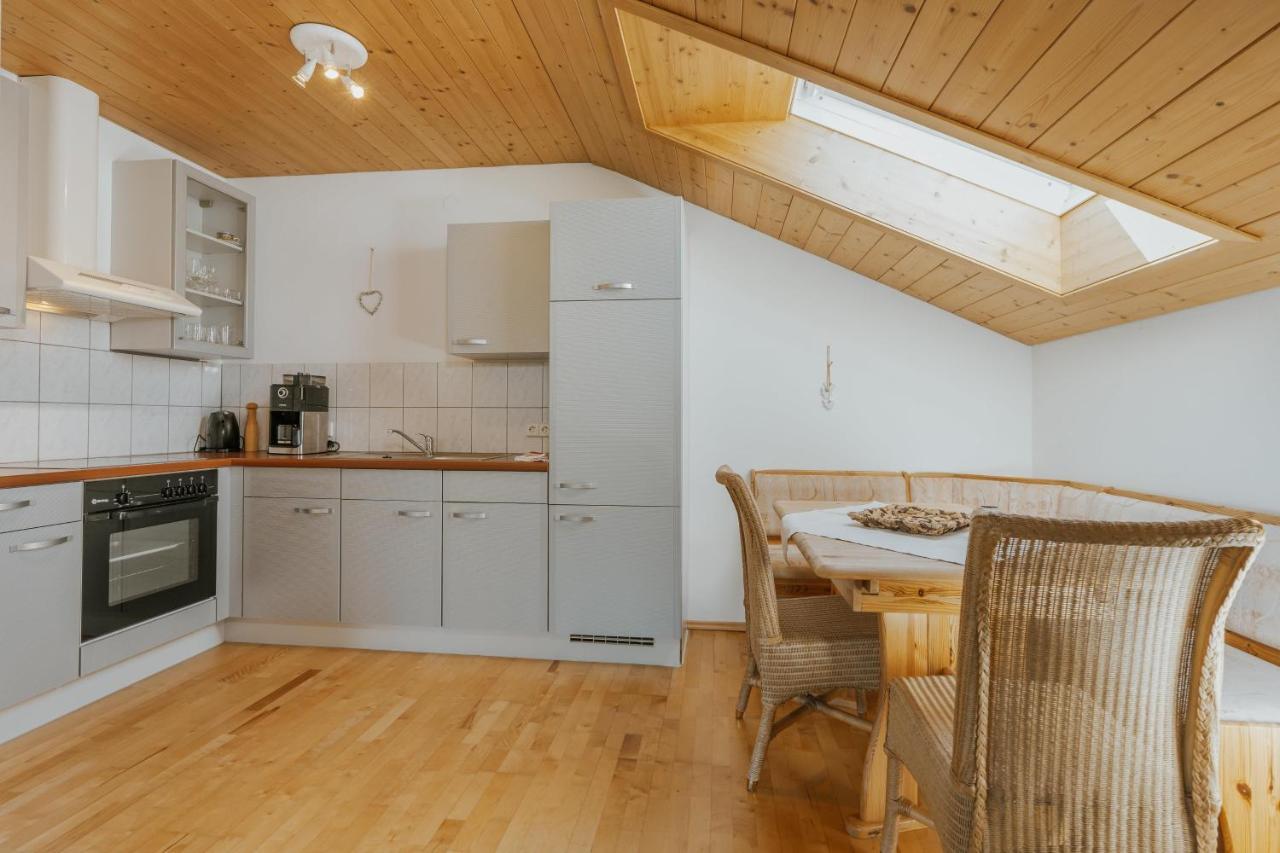 Ferienwohnung Hoche ヴァンダンス エクステリア 写真
