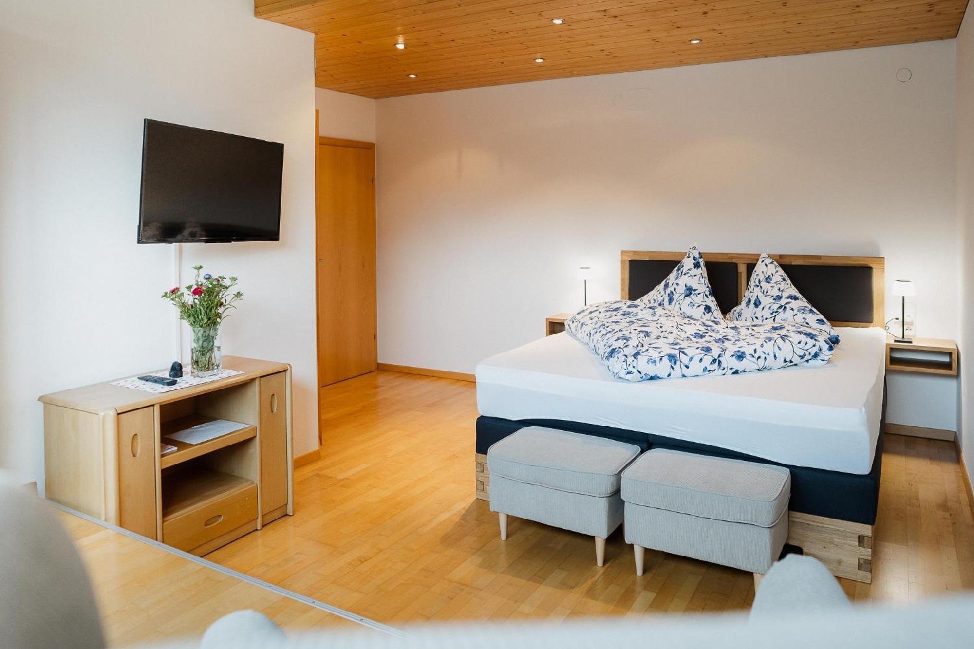 Ferienwohnung Hoche ヴァンダンス エクステリア 写真